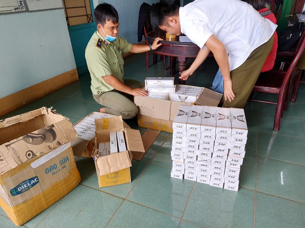 Cục QLTT tỉnh Gia Lai tạm giữ 1.480 bao thuốc lá điếu hiệu JET nhập lậu